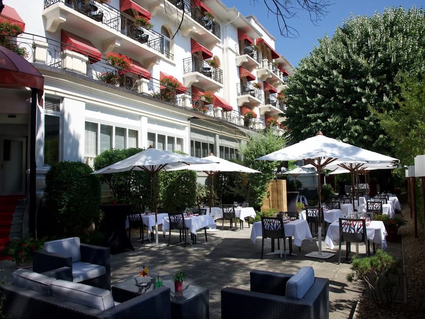 Carlton Boutique Hotel